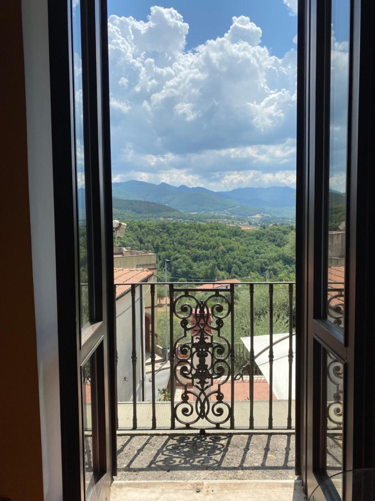 Villa Dimora Al Borgo Antico Isernia Exterior foto